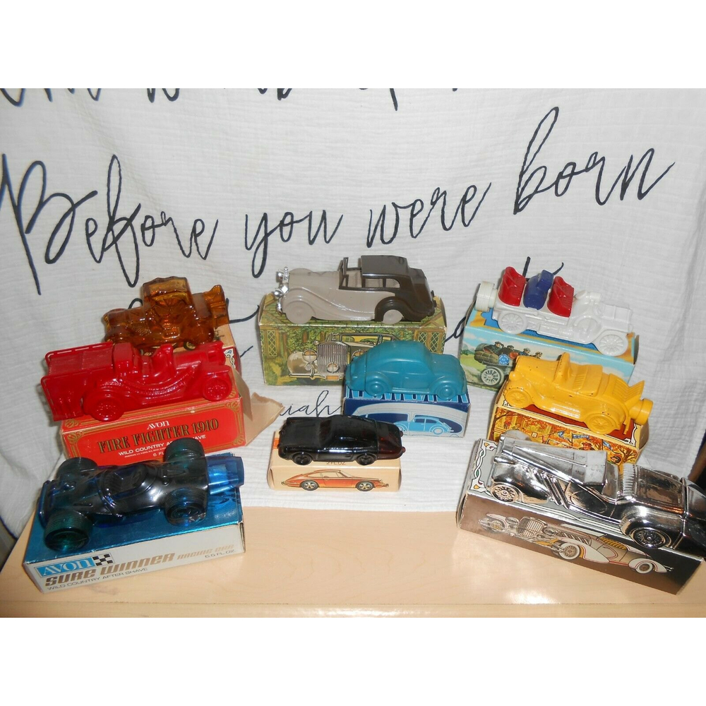 Vintage AVON Men's Cologne Car Decanters EUC Near Full & NOS